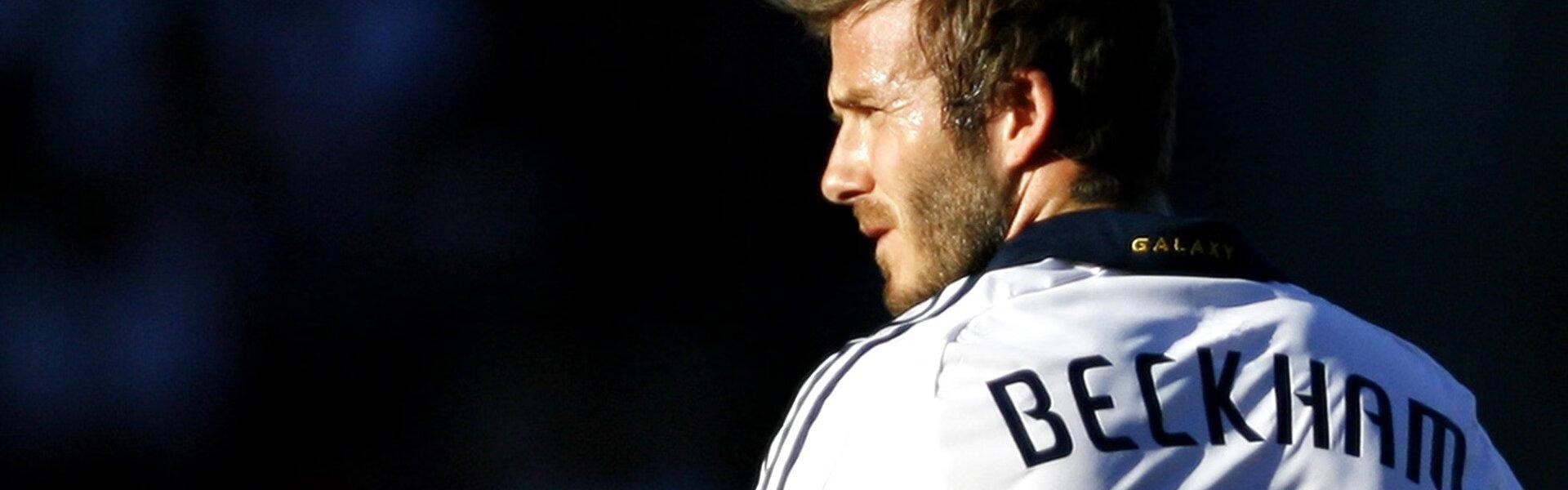 TK体育直播-意甲球队集体合照文案灵感:幽默与心机兼具