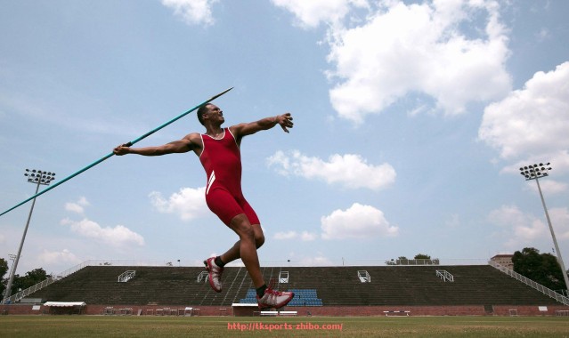 TK体育直播-法甲马赛攻守平衡分析:马赛在攻防两端的平衡与球队战术体系
