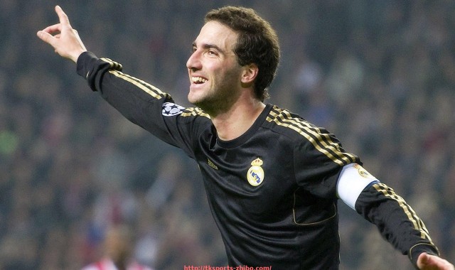 TK体育直播-2021年欧冠比赛精彩瞬间及关键对决回顾