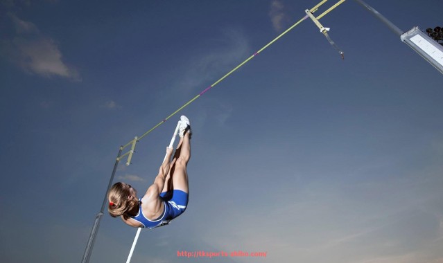 TK体育直播-法甲联赛中存在的防守漏洞与改进建议