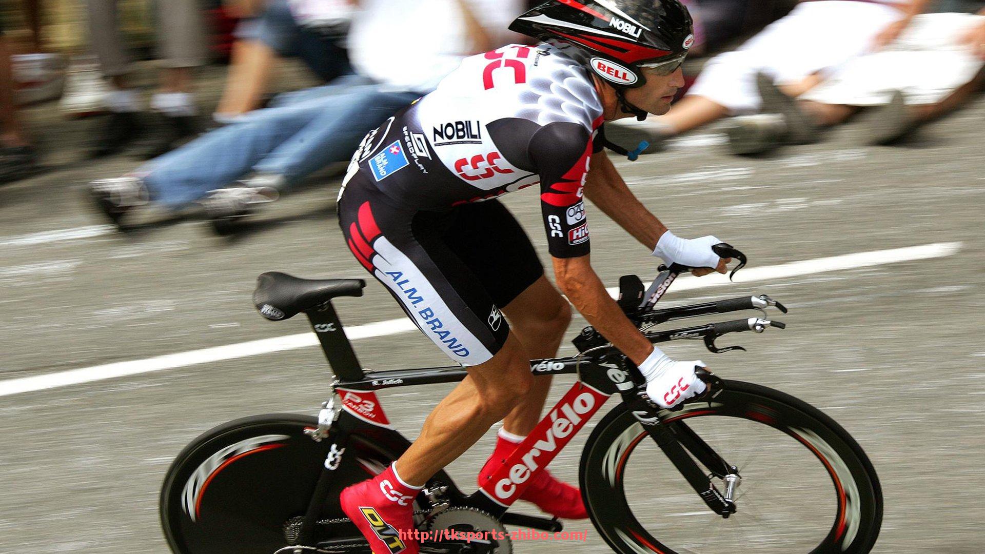 TK体育直播-世俱杯球队排名对比:跨届与本届战绩趋势深度剖析