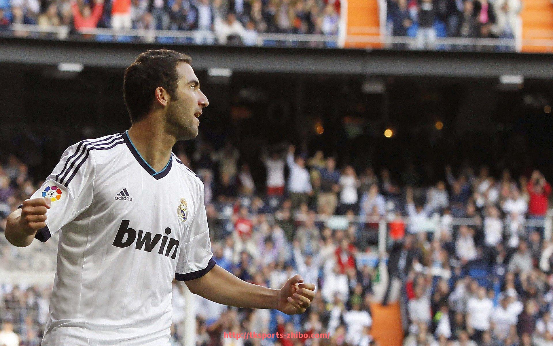 TK体育直播-欧冠2013赛季最佳球员：分析2013年欧冠赛季的最佳球员与表现